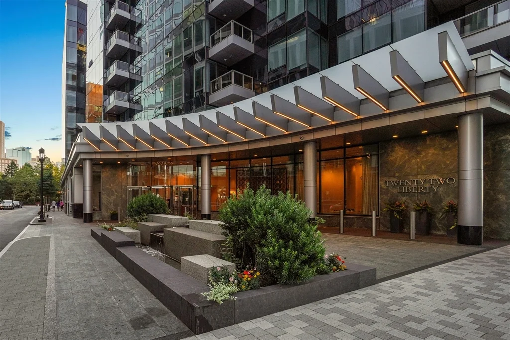 2 bed, 2 bath apartment for rent at 22 Liberty Unit 4D, Seaport District — photo 36 of 39