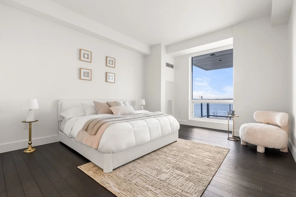 2 bed, 2 bath apartment for rent at 22 Liberty Unit 4D, Seaport District — photo 23 of 39