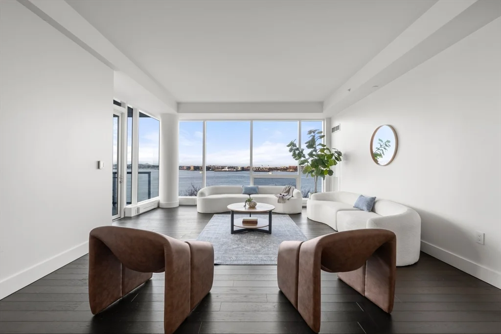 2 bed, 2 bath apartment for rent at 22 Liberty Unit 4D, Seaport District — photo 3 of 39