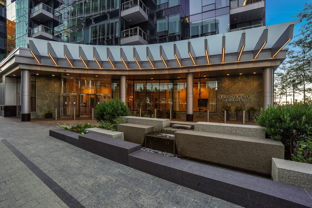 2 bed, 2 bath apartment for rent at 22 Liberty Unit 4D, Seaport District — photo 35 of 39