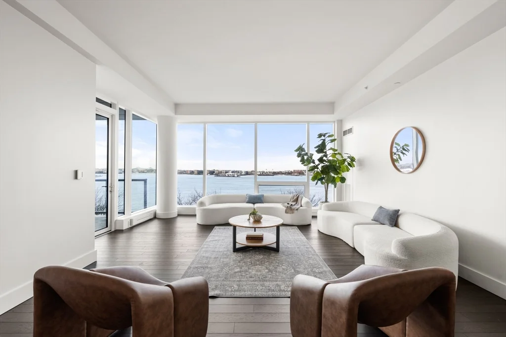 2 bed, 2 bath apartment for rent at 22 Liberty Unit 4D, Seaport District — photo 2 of 39