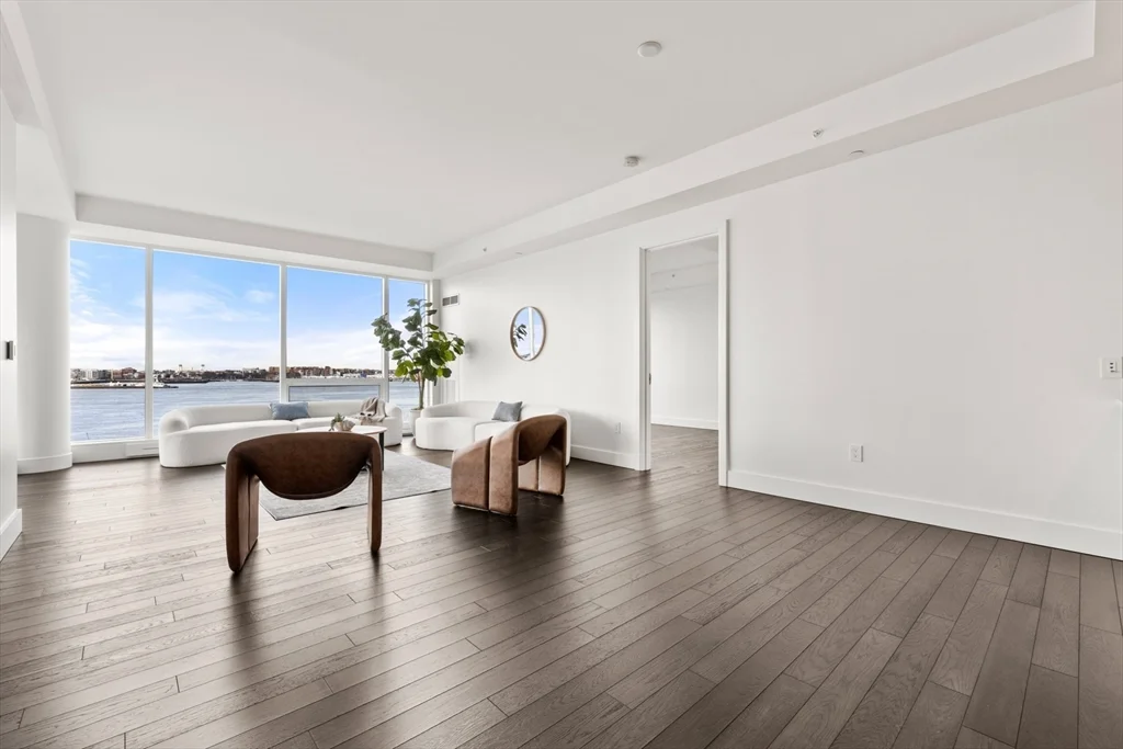 2 bed, 2 bath apartment for rent at 22 Liberty Unit 4D, Seaport District — photo 9 of 39