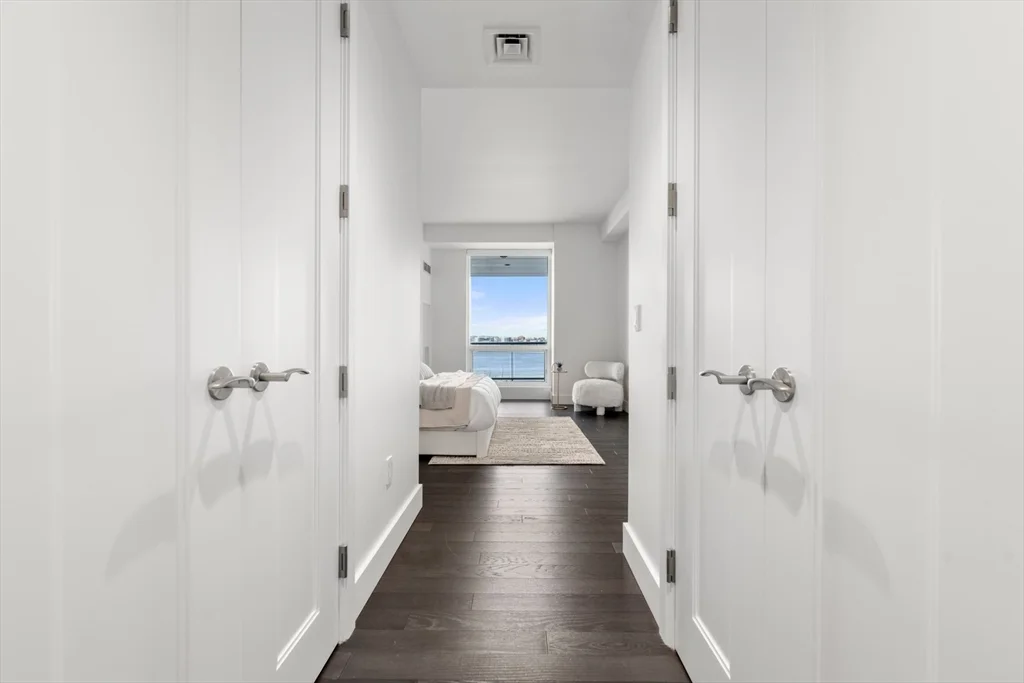 2 bed, 2 bath apartment for rent at 22 Liberty Unit 4D, Seaport District — photo 27 of 39
