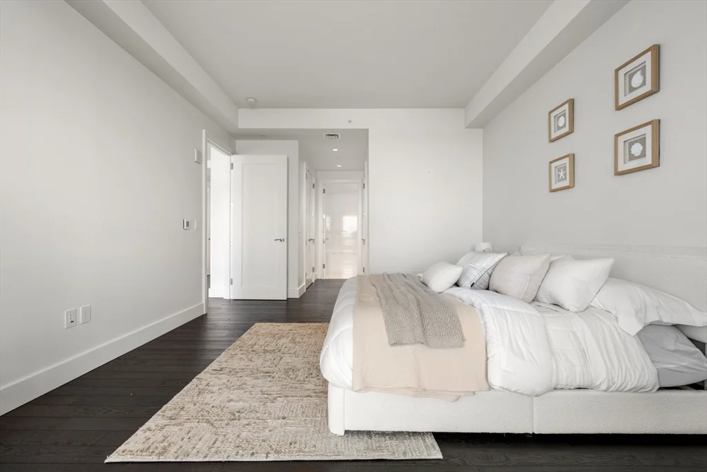 2 bed, 2 bath apartment for rent at 22 Liberty Unit 4D, Seaport District — photo 24 of 39