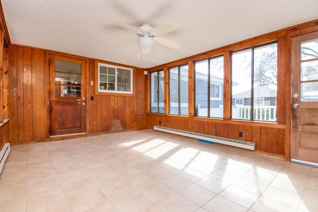 4 bed, 1 bath apartment for rent at 22 Livoli Rd, Framingham — photo 37 of 42