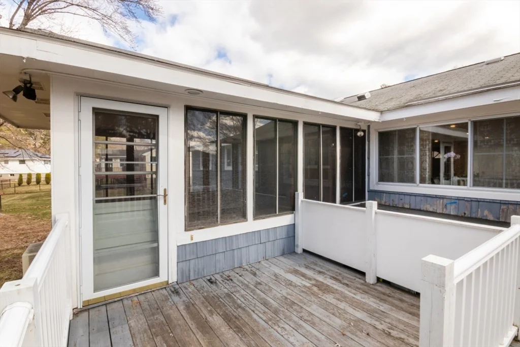 4 bed, 1 bath apartment for rent at 22 Livoli Rd, Framingham — photo 41 of 42