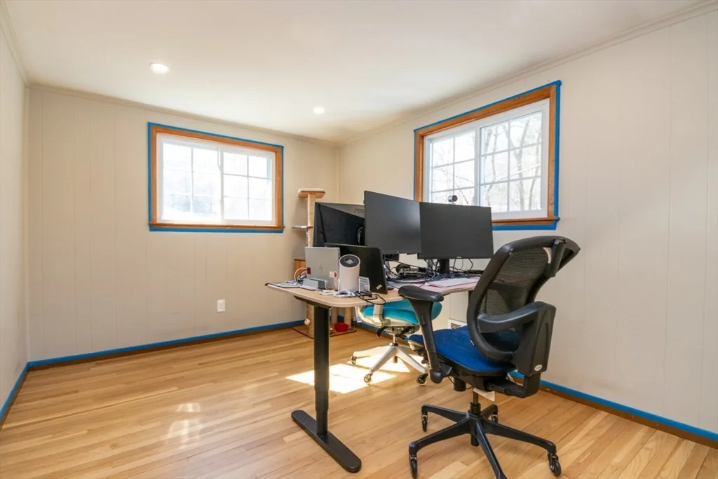 4 bed, 1 bath apartment for rent at 22 Livoli Rd, Framingham — photo 30 of 42