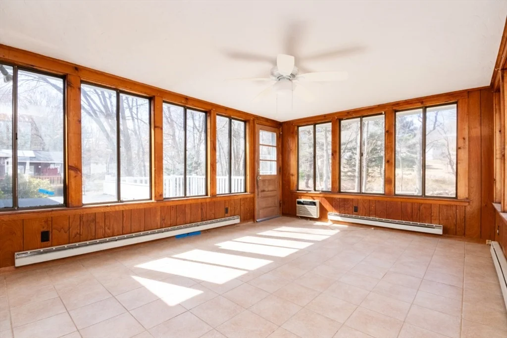 4 bed, 1 bath apartment for rent at 22 Livoli Rd, Framingham — photo 35 of 42