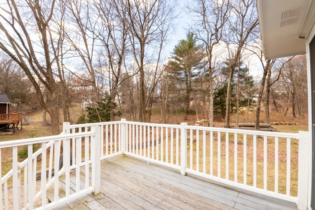 4 bed, 1 bath apartment for rent at 22 Livoli Rd, Framingham — photo 39 of 42