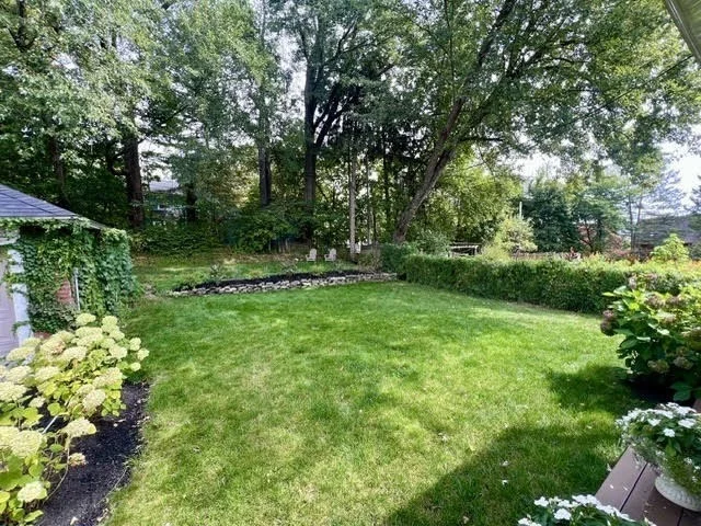 4 bed, 2 bath apartment for rent at 22 Longfellow Rd Unit n/a, Worcester — photo 30 of 32