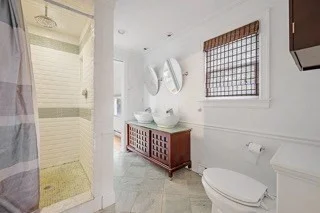4 bed, 2 bath apartment for rent at 22 Longfellow Rd Unit n/a, Worcester — photo 25 of 32
