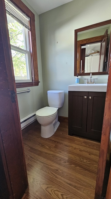 3 bed, 1 bath apartment for rent at 22 Loveland, Brookline — photo 10 of 11