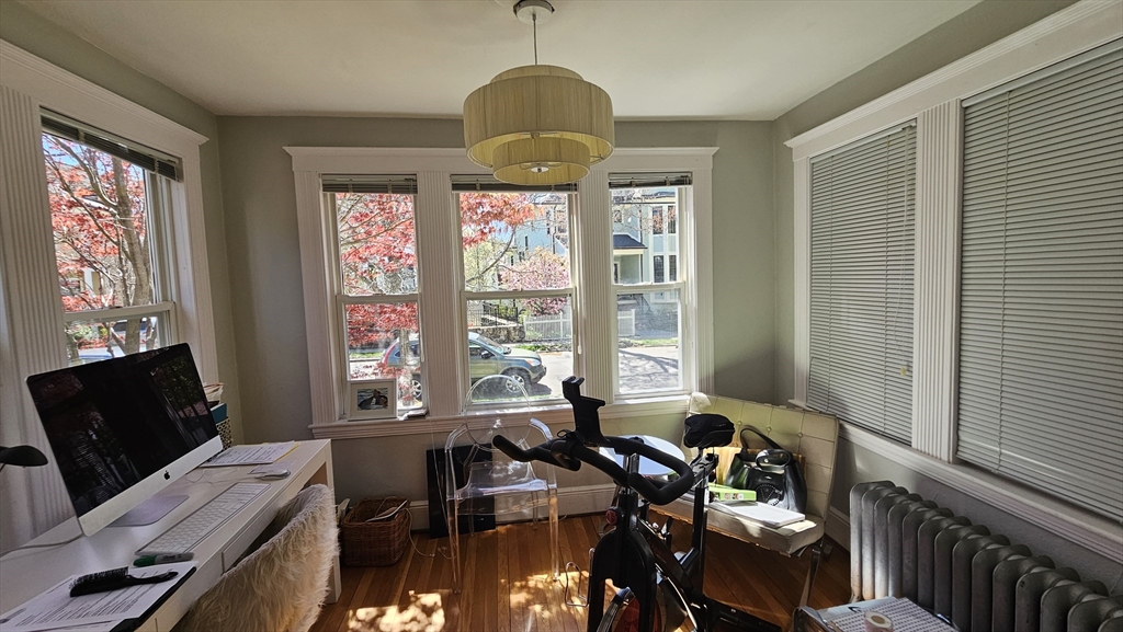3 bed, 1 bath apartment for rent at 22 Loveland, Brookline — photo 5 of 11
