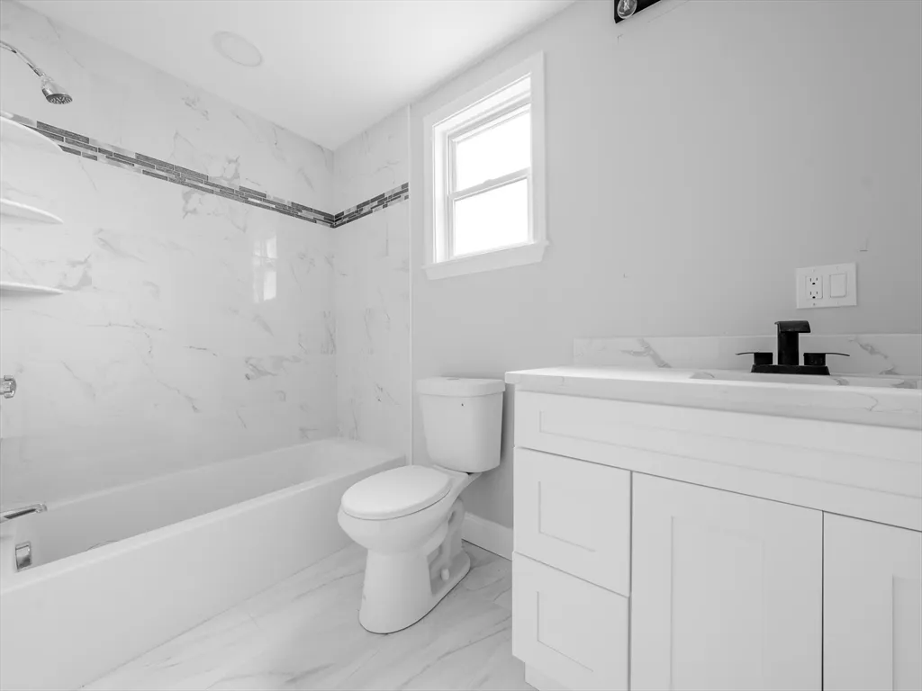 3 bed, 2 bath apartment for rent at 22 Madison Ave Unit 2, North Cambridge — photo 7 of 9
