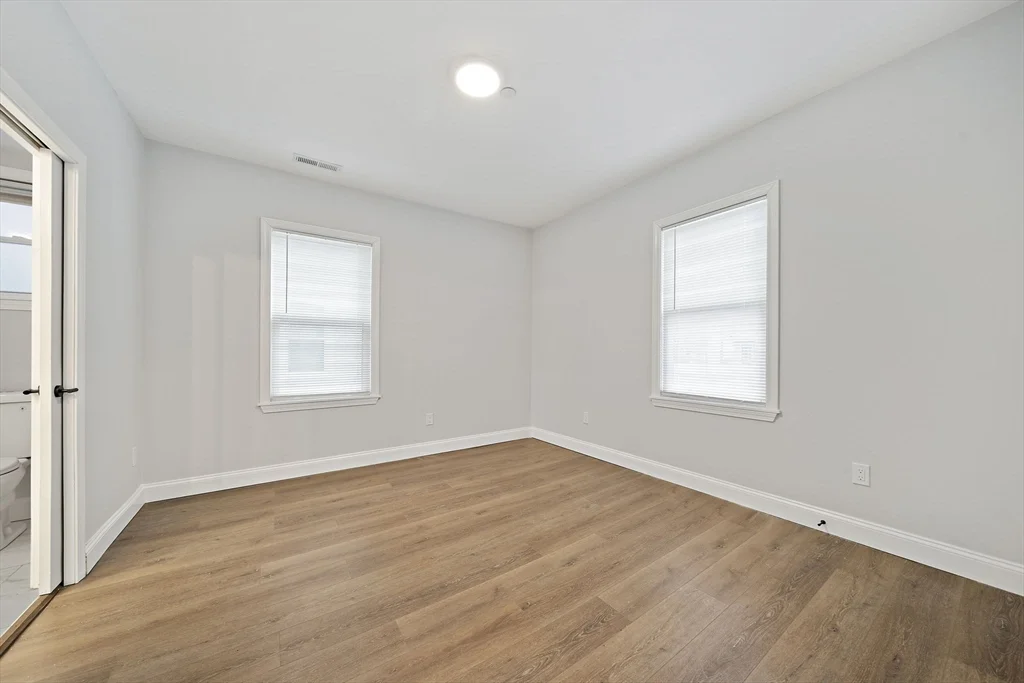 3 bed, 2 bath apartment for rent at 22 Madison Unit 1, North Cambridge — photo 8 of 25