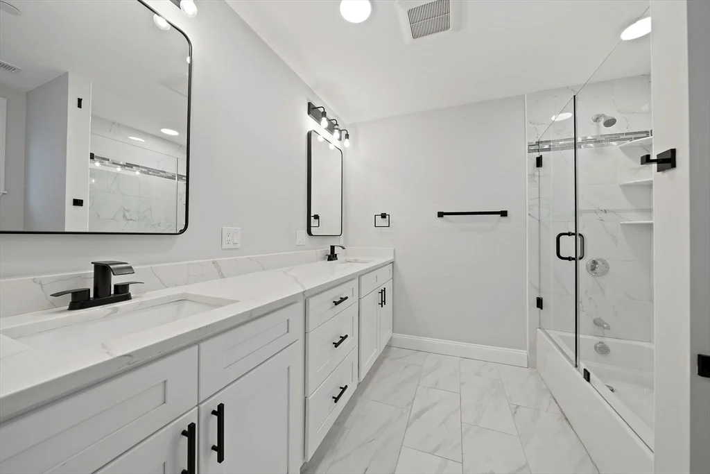 3 bed, 2 bath apartment for rent at 22 Madison Unit 1, North Cambridge — photo 10 of 25