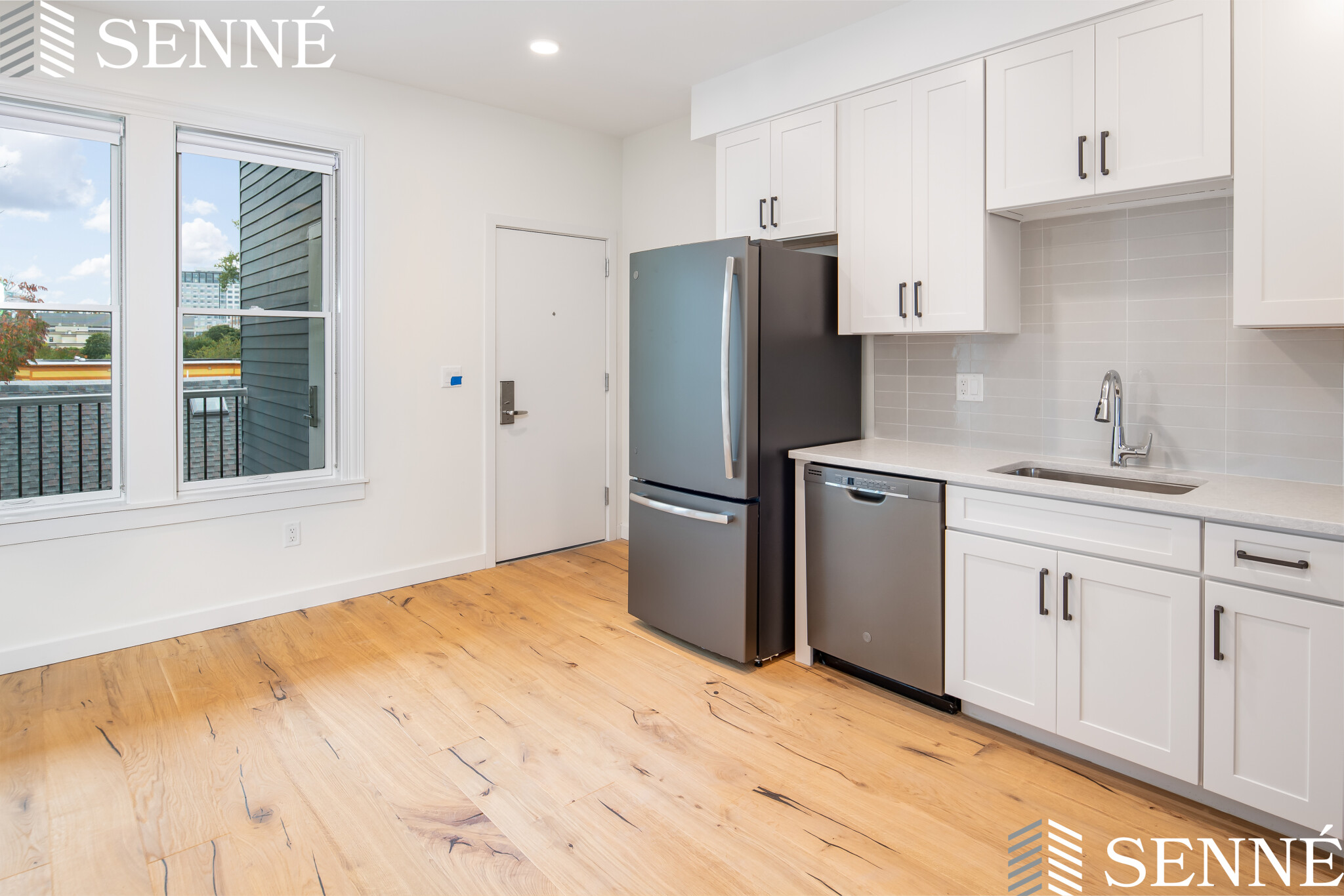 4 bed, 2 bath apartment for rent at 22 Magazine St Unit 8, Cambridgeport — photo 4 of 12