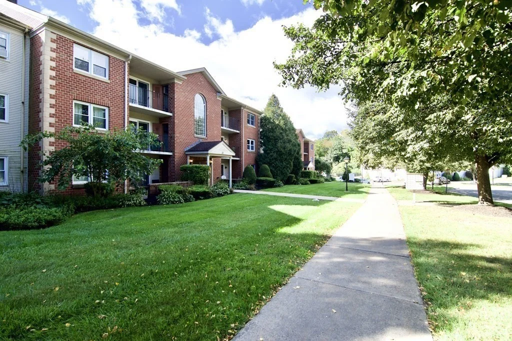 2 bed, 2 bath apartment for rent at 22 Maple Crest Cir Unit E, Holyoke — photo 38 of 41