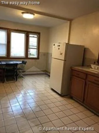 2 bed, 1 bath apartment for rent at 22 Marcella St Unit 1, Kendall Square — photo 2 of 13