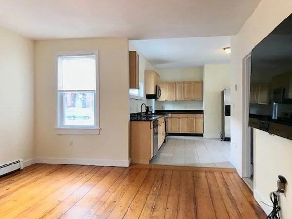 4 bed, 2 bath apartment for rent at 22 Marcella St Unit 2, Roxbury — photo 5 of 10
