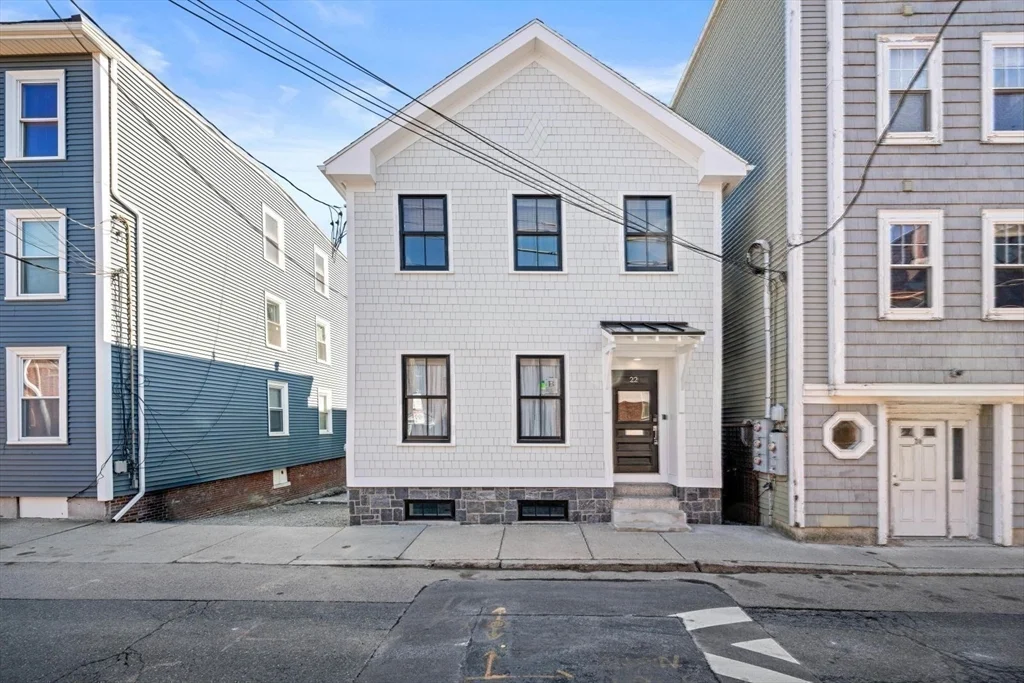 3 bed, 2 bath apartment for rent at 22 Mitchell St Unit 1, South Boston — photo 30 of 41