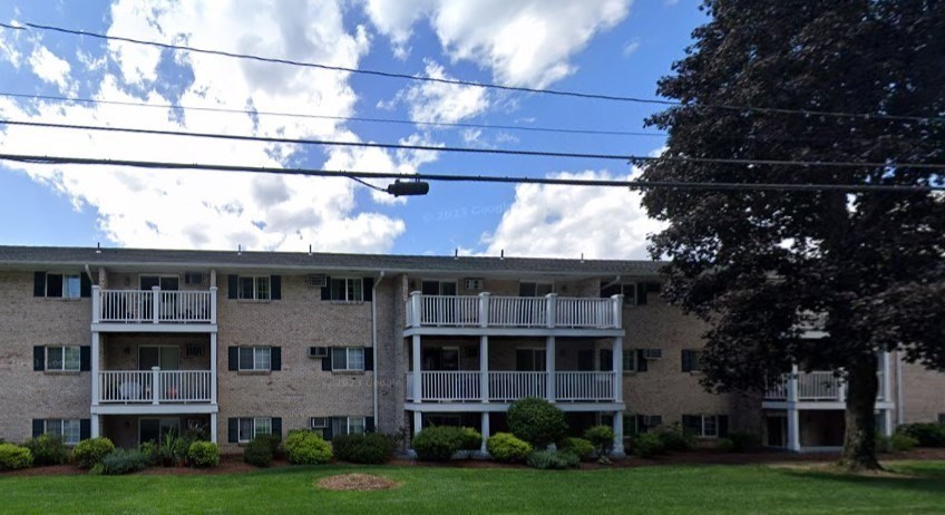 1 bed, 1 bath apartment for rent at 22 Mitchell St Unit 1B, South Boston