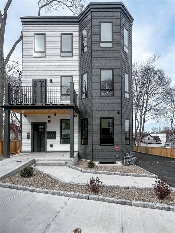 3 bed, 2 bath apartment for rent at 22 Mount Bowdoin Ter Unit 2 & 3, Dorchester — photo 2 of 15