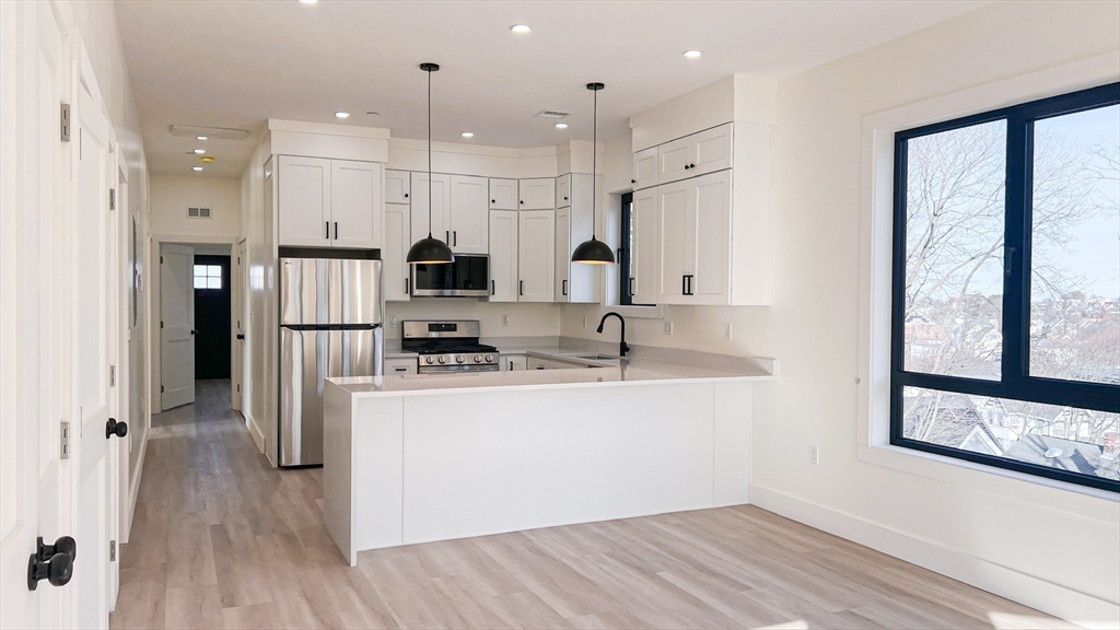 3 bed, 2 bath apartment for rent at 22 Mount Bowdoin Ter Unit 2 & 3, Dorchester — photo 3 of 15