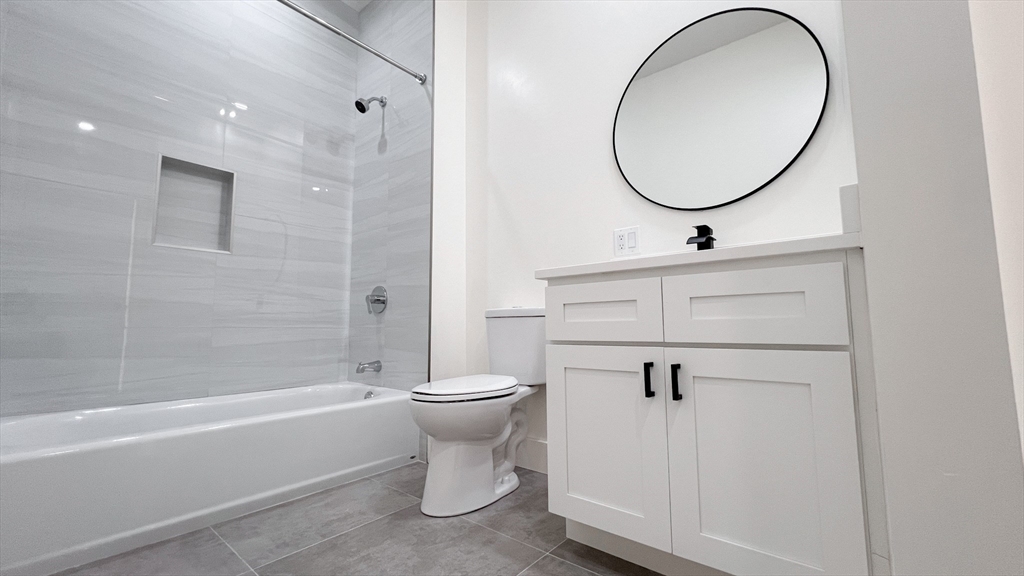 3 bed, 2 bath apartment for rent at 22 Mount Bowdoin Ter Unit 2 & 3, Dorchester — photo 10 of 15