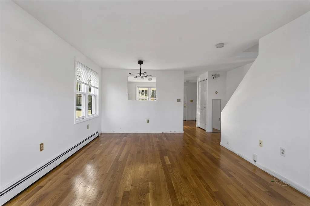 3 bed, 2 bath apartment for rent at 22 Mt Vernon Unit B, Dorchester — photo 6 of 20