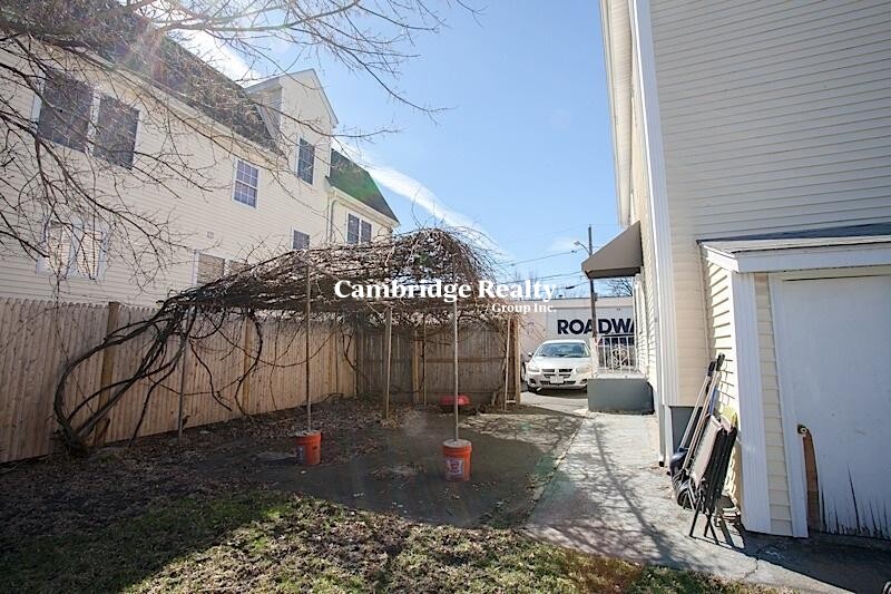 2 bed, 1 bath apartment for rent at 22 Murdock St Unit 1T, Powder House Square — photo 4 of 6