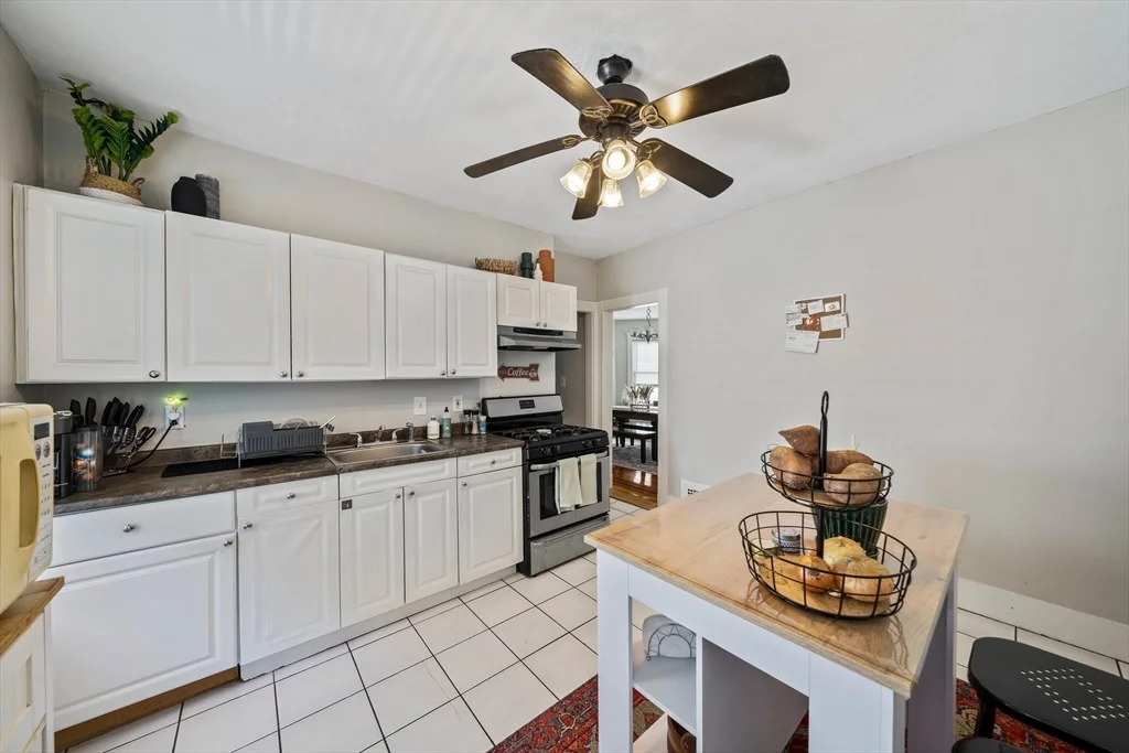 2 bed, 1 bath apartment for rent at 22 N Munroe Ter Unit 2, Boston — photo 7 of 18
