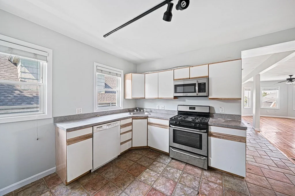 2 bed, 1 bath apartment for rent at 22 N Munroe Ter Unit 3, Boston — photo 7 of 22