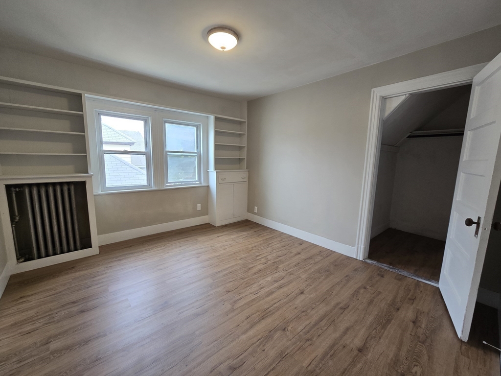 4 bed, 2 bath apartment for rent at 22 Newcastle Rd Unit 22, Brighton — photo 7 of 12