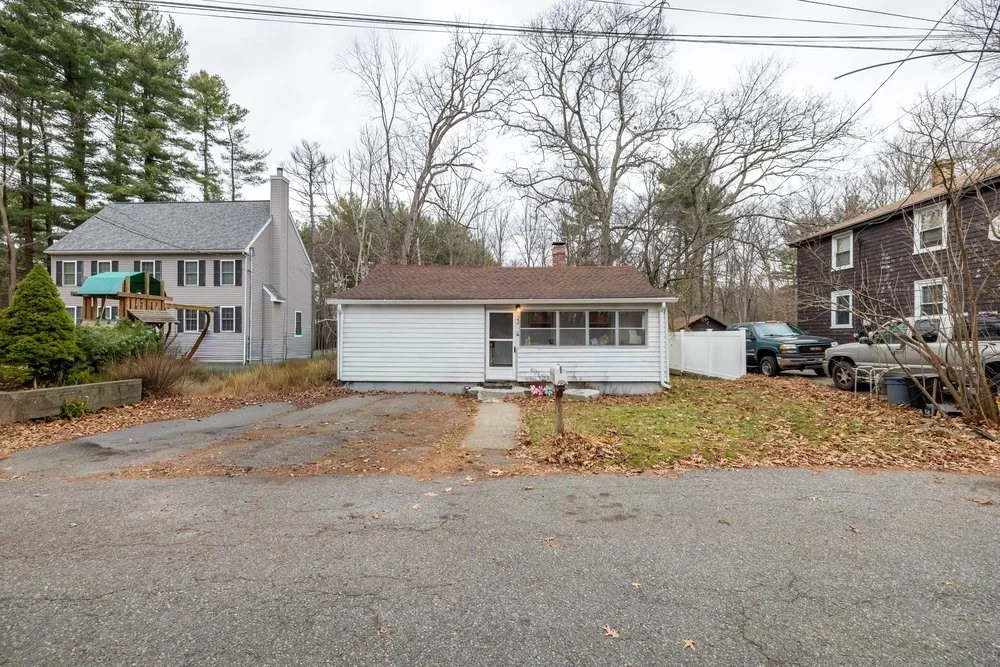 1 bed, 1 bath apartment for rent at 22 Nickerson Ave, Wilmington — photo 1 of 13