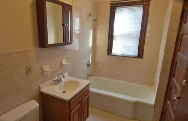 3 bed, 1 bath apartment for rent at 22 Norton St Unit 3, Dorchester — photo 8 of 12