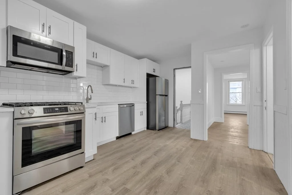 2 bed, 1 bath apartment for rent at 22 O St Unit 3, South Boston