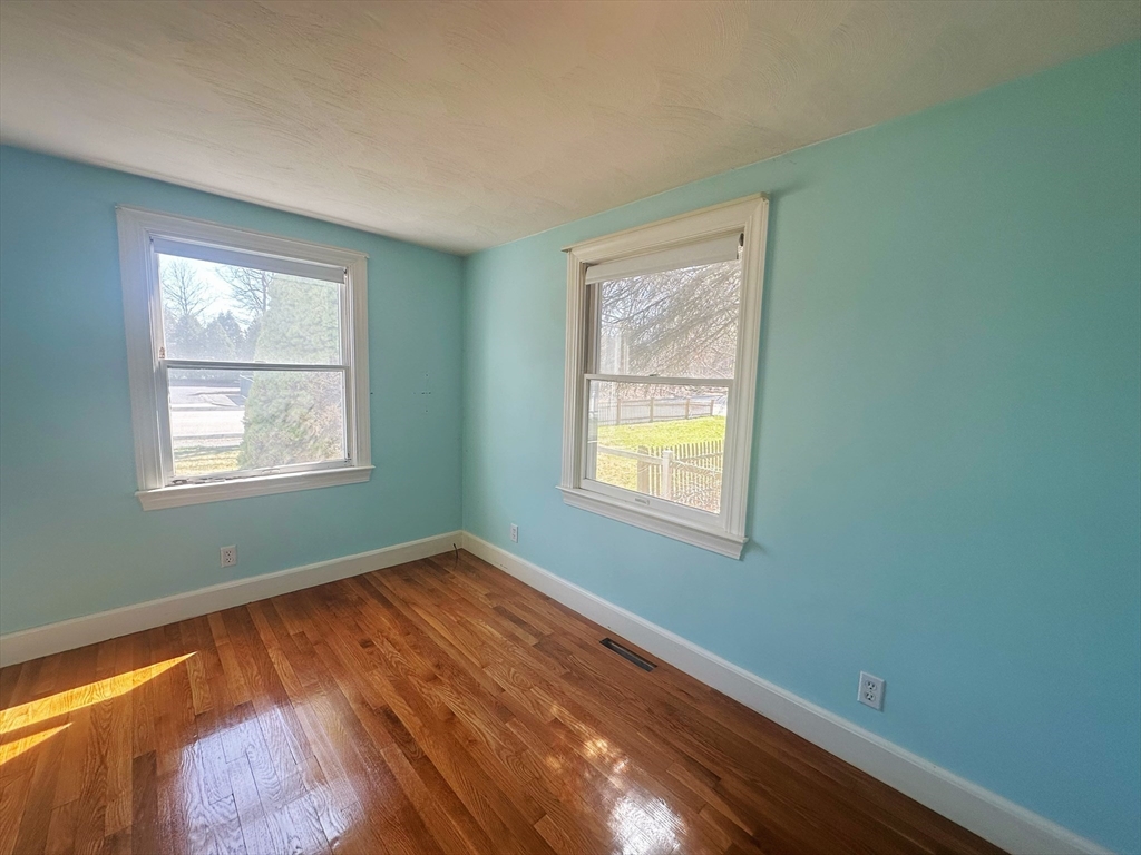 4 bed, 2 bath apartment for rent at 22 Oak St, Natick — photo 4 of 15