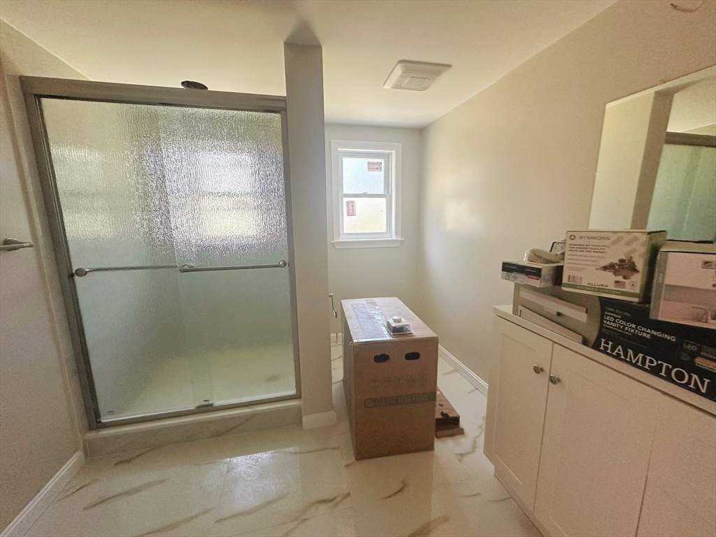 4 bed, 2 bath apartment for rent at 22 Oak St, Natick — photo 13 of 15