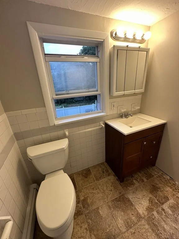 2 bed, 1 bath apartment for rent at 22 Oakland Rd Unit 22, Sharon — photo 13 of 16