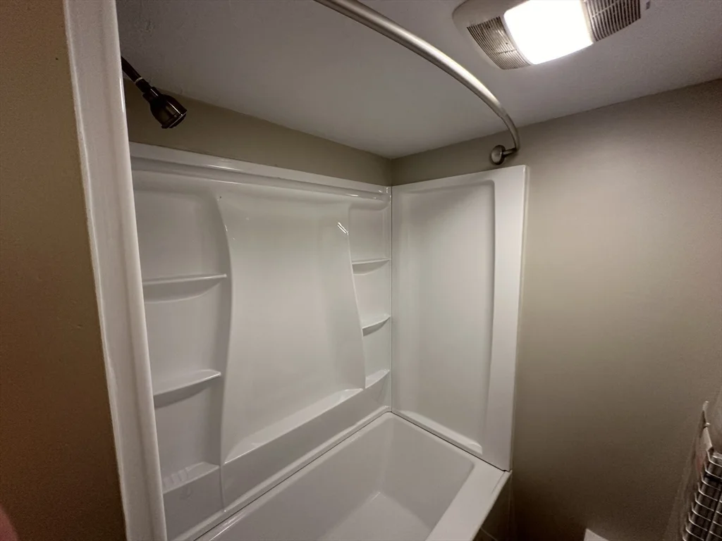 2 bed, 1 bath apartment for rent at 22 Oakland Rd Unit 22, Sharon — photo 14 of 16