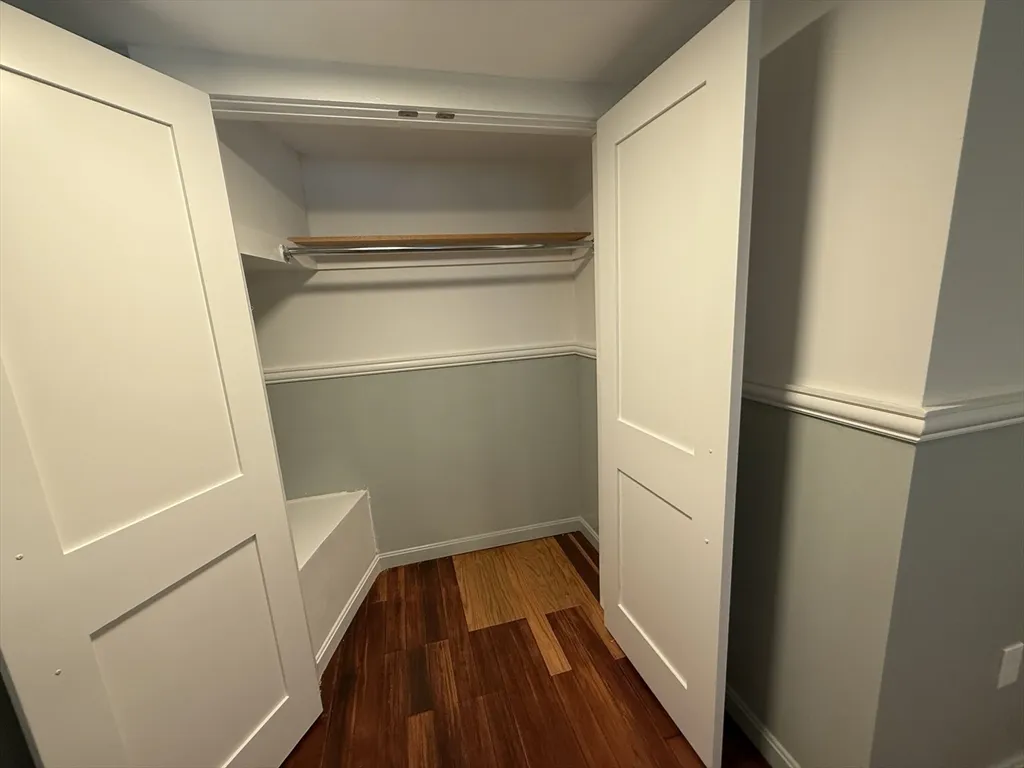 1 bed, 1.5 bath apartment for rent at 22 Oakland Rd Unit B, High Street Hill — photo 8 of 9