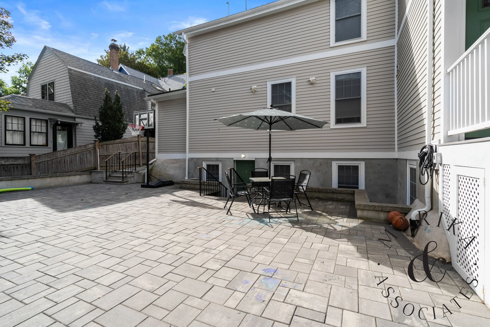 3 bed, 2 bath apartment for rent at 22 Oakland St Unit B, Newton Corner — photo 24 of 24