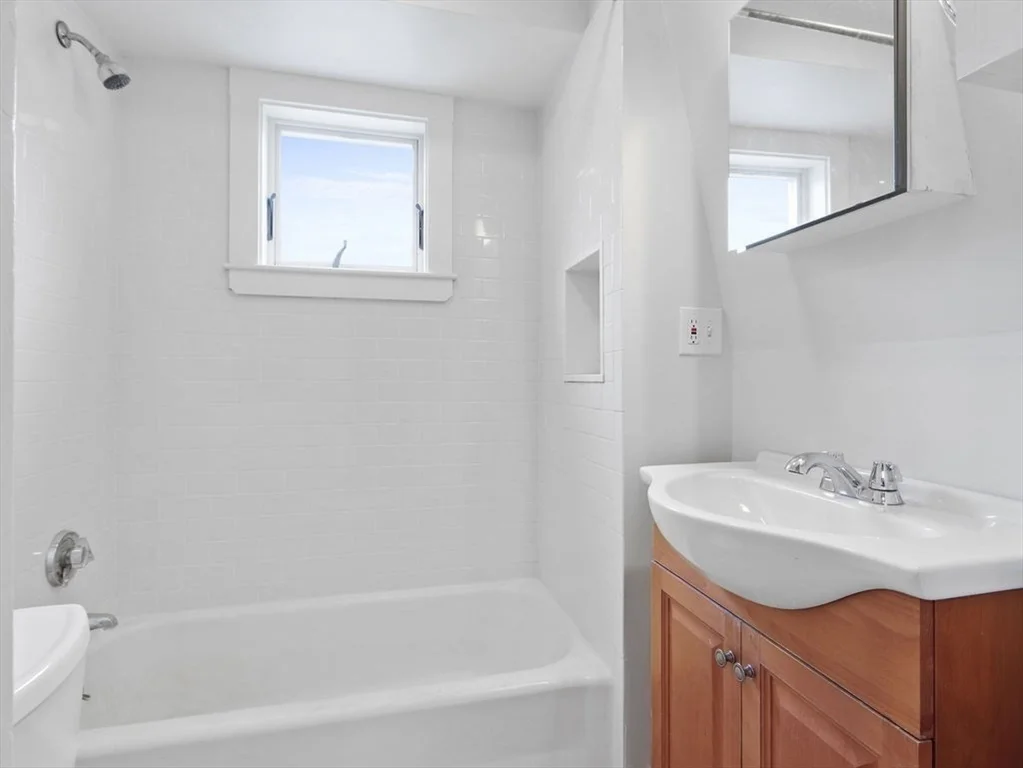 2 bed, 1 bath apartment for rent at 22 Orchard St Unit 3, North Cambridge — photo 12 of 21