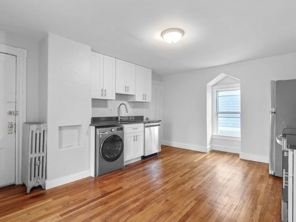 2 bed, 1 bath apartment for rent at 22 Orchard St Unit 3, North Cambridge — photo 6 of 21