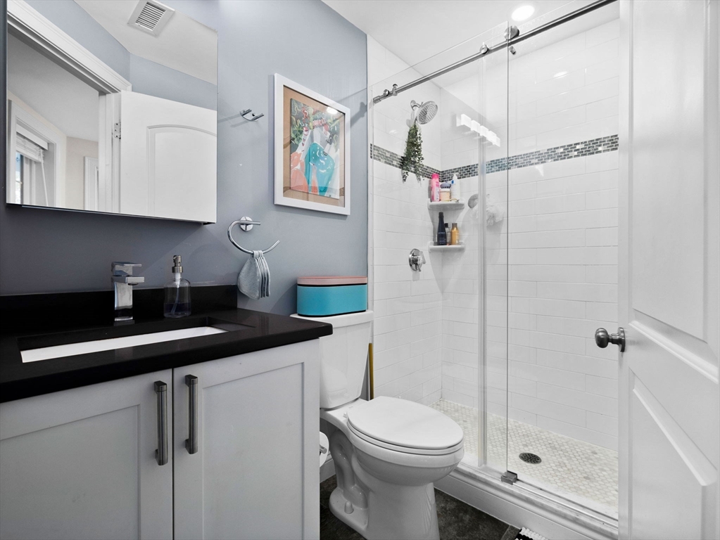 3 bed, 2 bath apartment for rent at 22 Otis St Unit 2, Somerville — photo 17 of 23