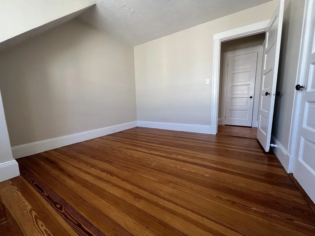 2 bed, 1 bath apartment for rent at 22 Park Rd Unit 3, Belmont — photo 12 of 19