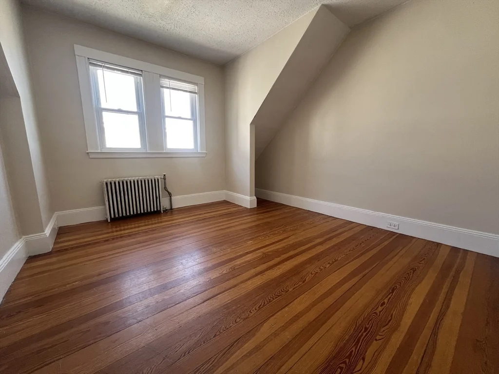 2 bed, 1 bath apartment for rent at 22 Park Rd Unit 3, Belmont — photo 11 of 19