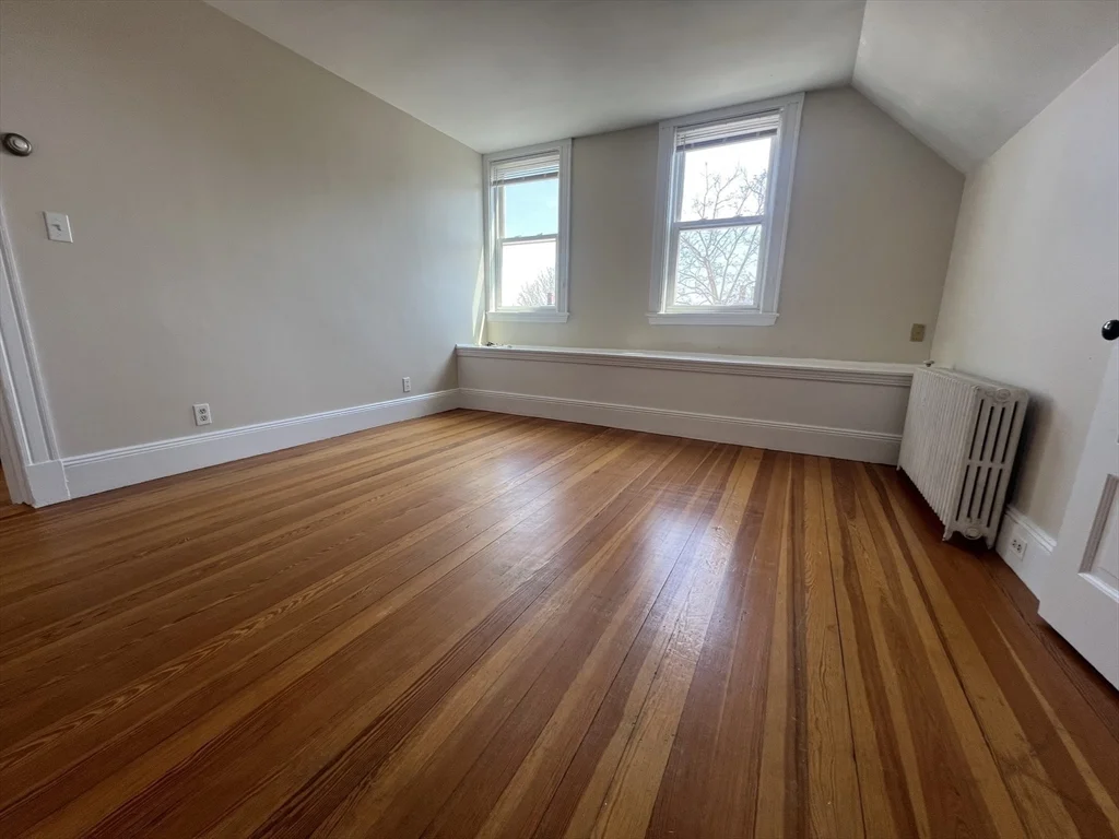 2 bed, 1 bath apartment for rent at 22 Park Rd Unit 3, Belmont — photo 7 of 19