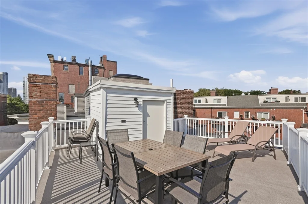 1 bed, 1 bath apartment for rent at 22 Park St Unit 3, Charlestown — photo 15 of 18